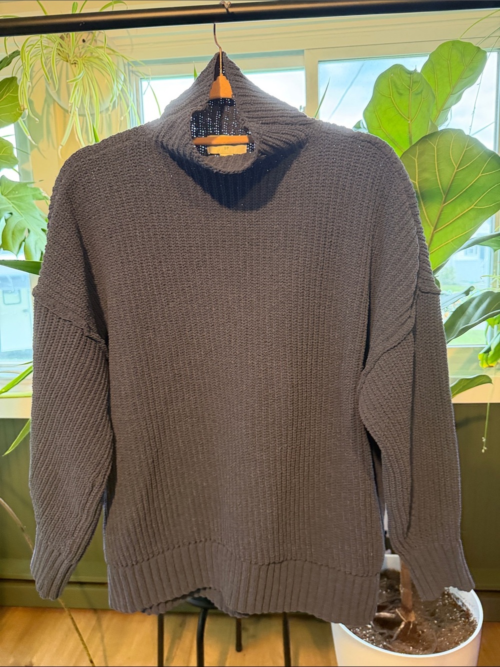 aerie Men's Navy Turtleneck Sweater